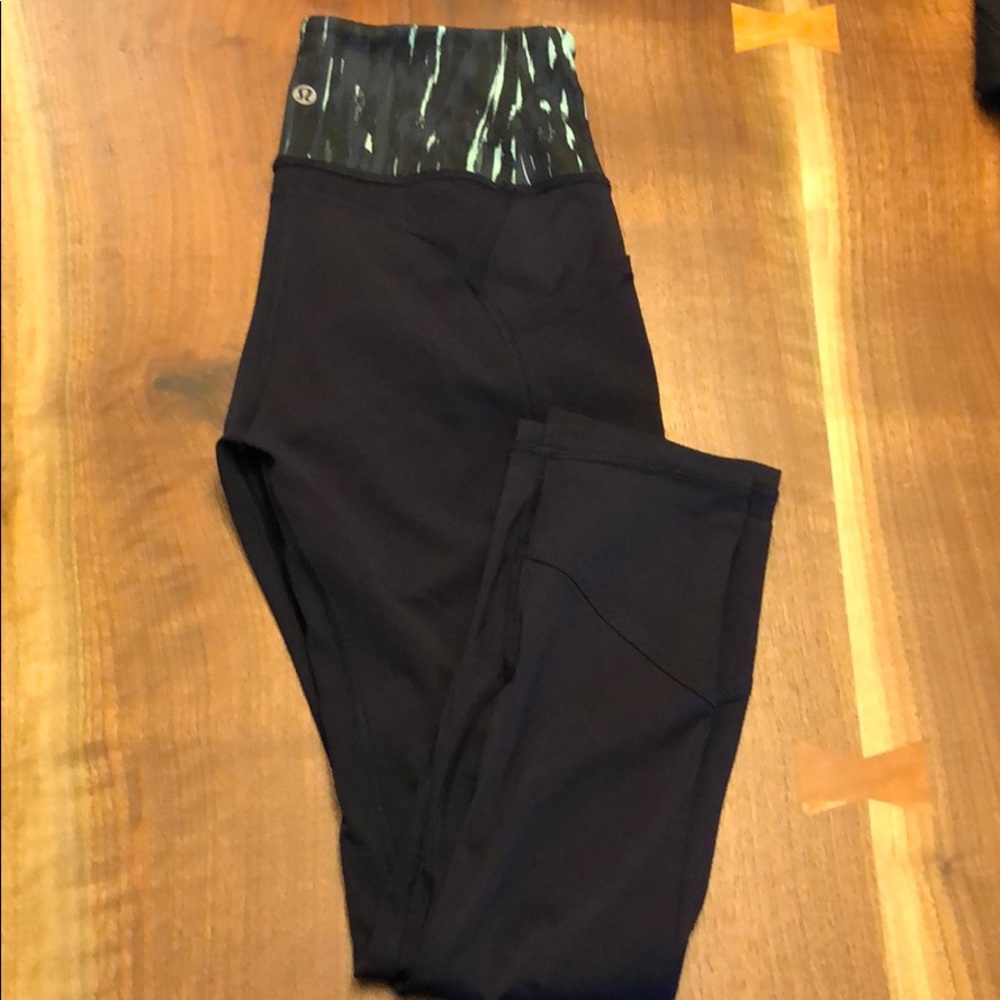 Lululemon 7/8 Length Speed Up Legging